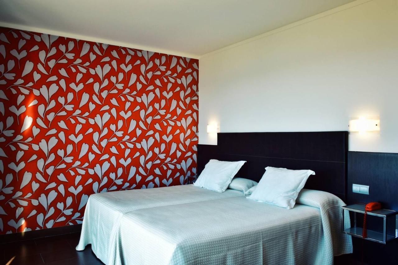 Hotel Alda Carril บิลาการ์เซีย เด อาโรว์ซา ภายนอก รูปภาพ
