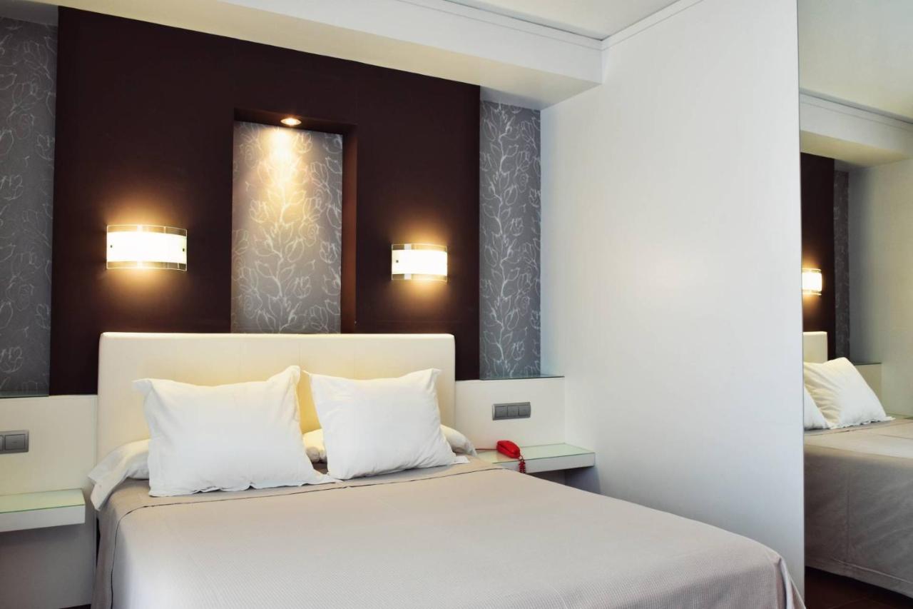 Hotel Alda Carril บิลาการ์เซีย เด อาโรว์ซา ภายนอก รูปภาพ