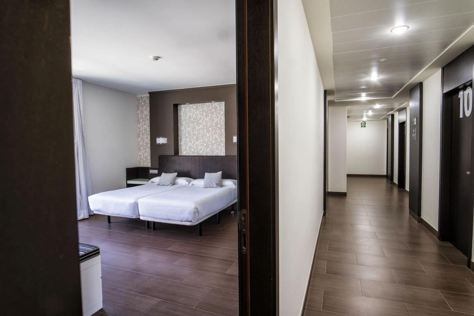 Hotel Alda Carril บิลาการ์เซีย เด อาโรว์ซา ภายนอก รูปภาพ