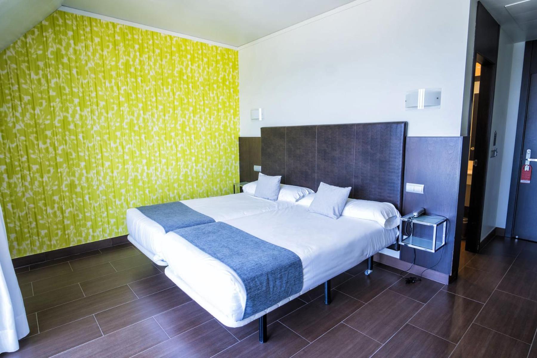 Hotel Alda Carril บิลาการ์เซีย เด อาโรว์ซา ภายนอก รูปภาพ
