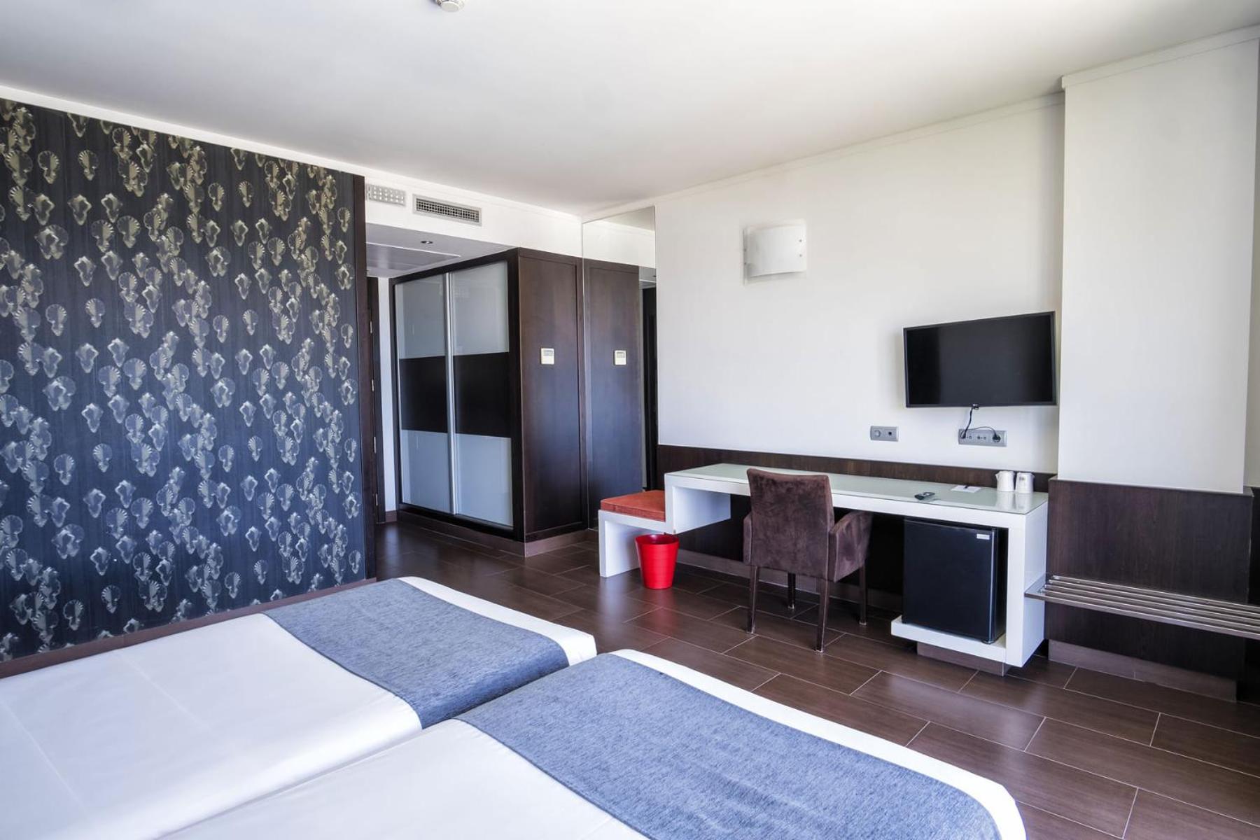 Hotel Alda Carril บิลาการ์เซีย เด อาโรว์ซา ภายนอก รูปภาพ