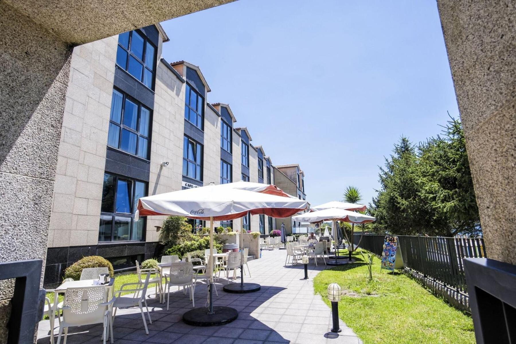 Hotel Alda Carril บิลาการ์เซีย เด อาโรว์ซา ภายนอก รูปภาพ